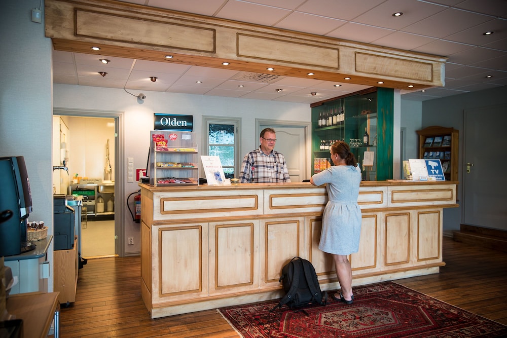 Almaas Hotell Stord AS 3/42