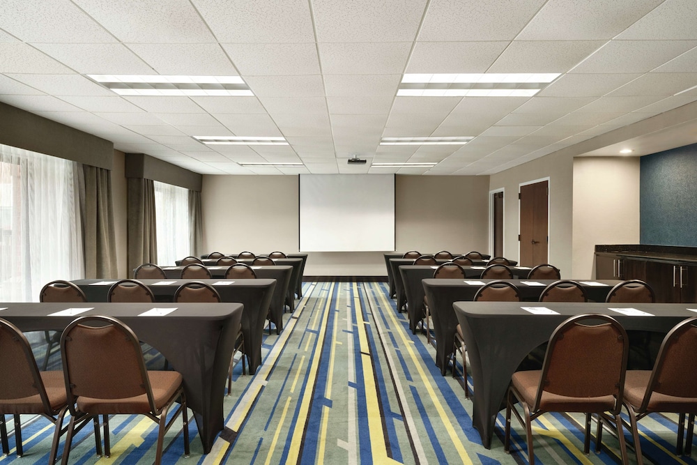 Hampton Inn Atlanta Stone Mountain 38/41