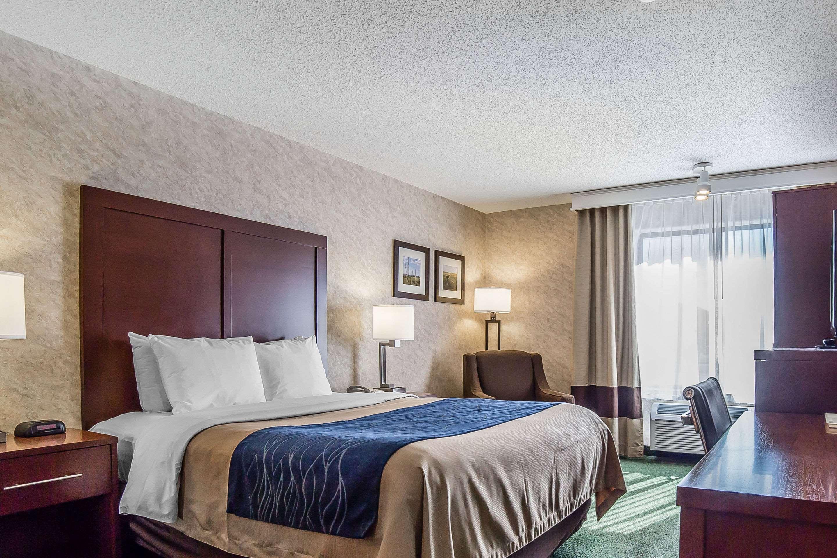 Yellowstone River Inn and Suites 16/47