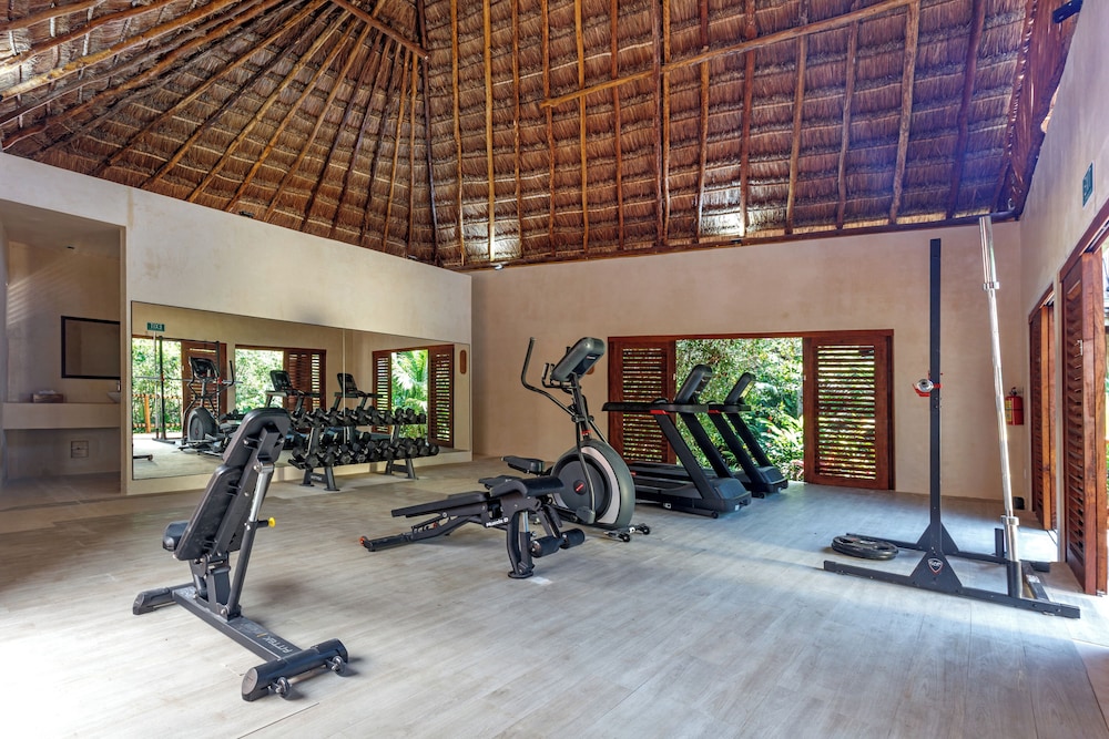 Hotel Shibari Tulum Restaurant and Cenote Club 26/50