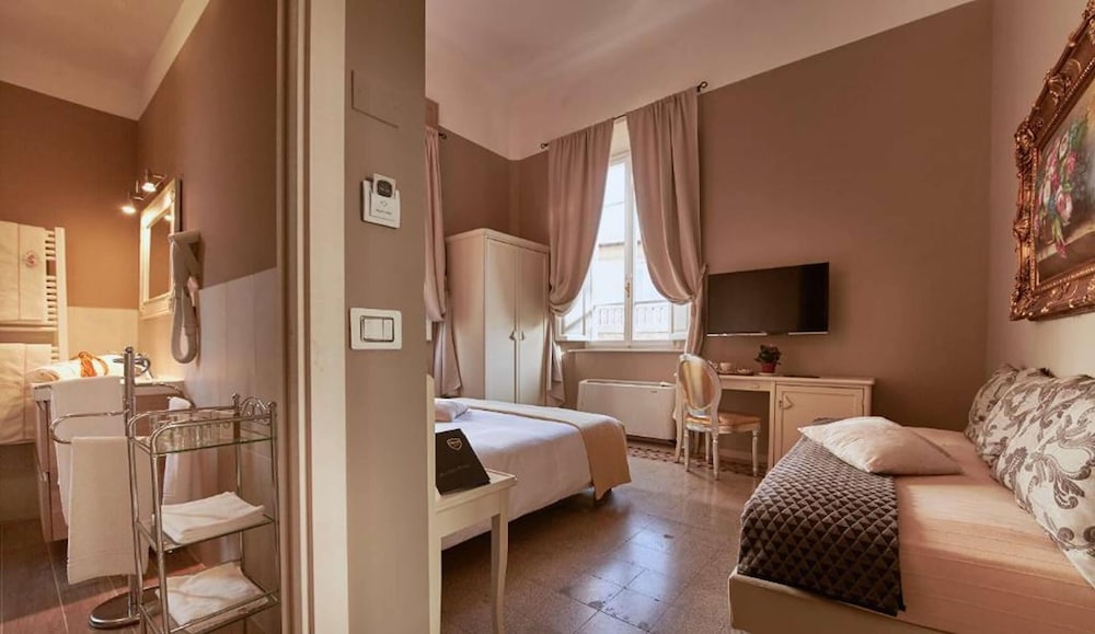 VILLA TOWER INN 19/73