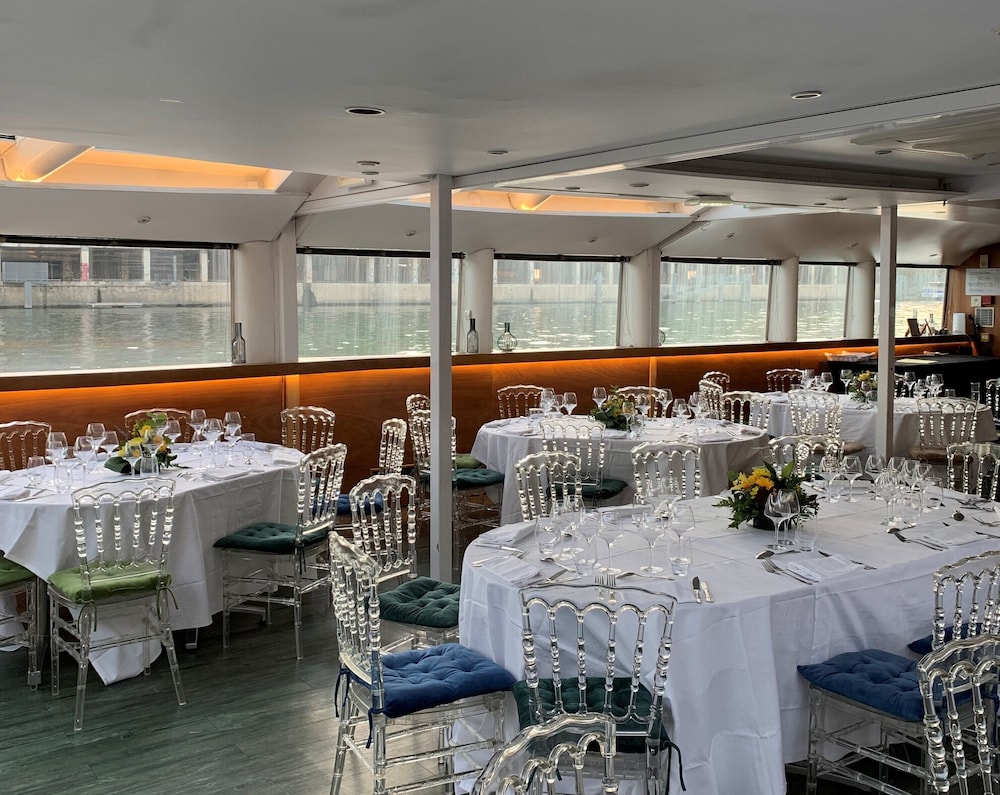 Vip Paris Yacht Hotel 31/50