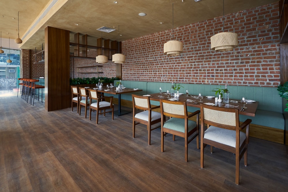 Ikshana Resort and Spa 36/48