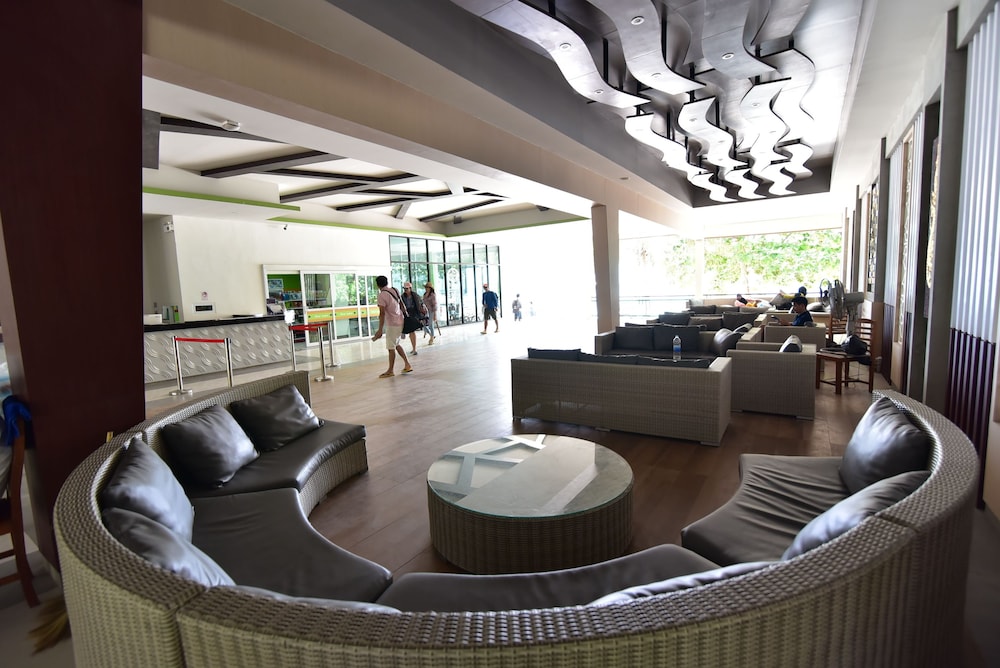 Varin Beach Resort 52/75