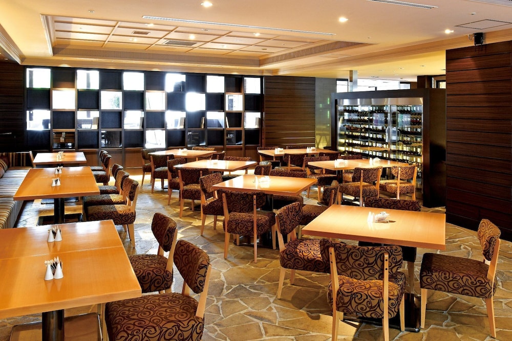 Crowne Plaza Ana Nagasaki Gloverhill 50/78