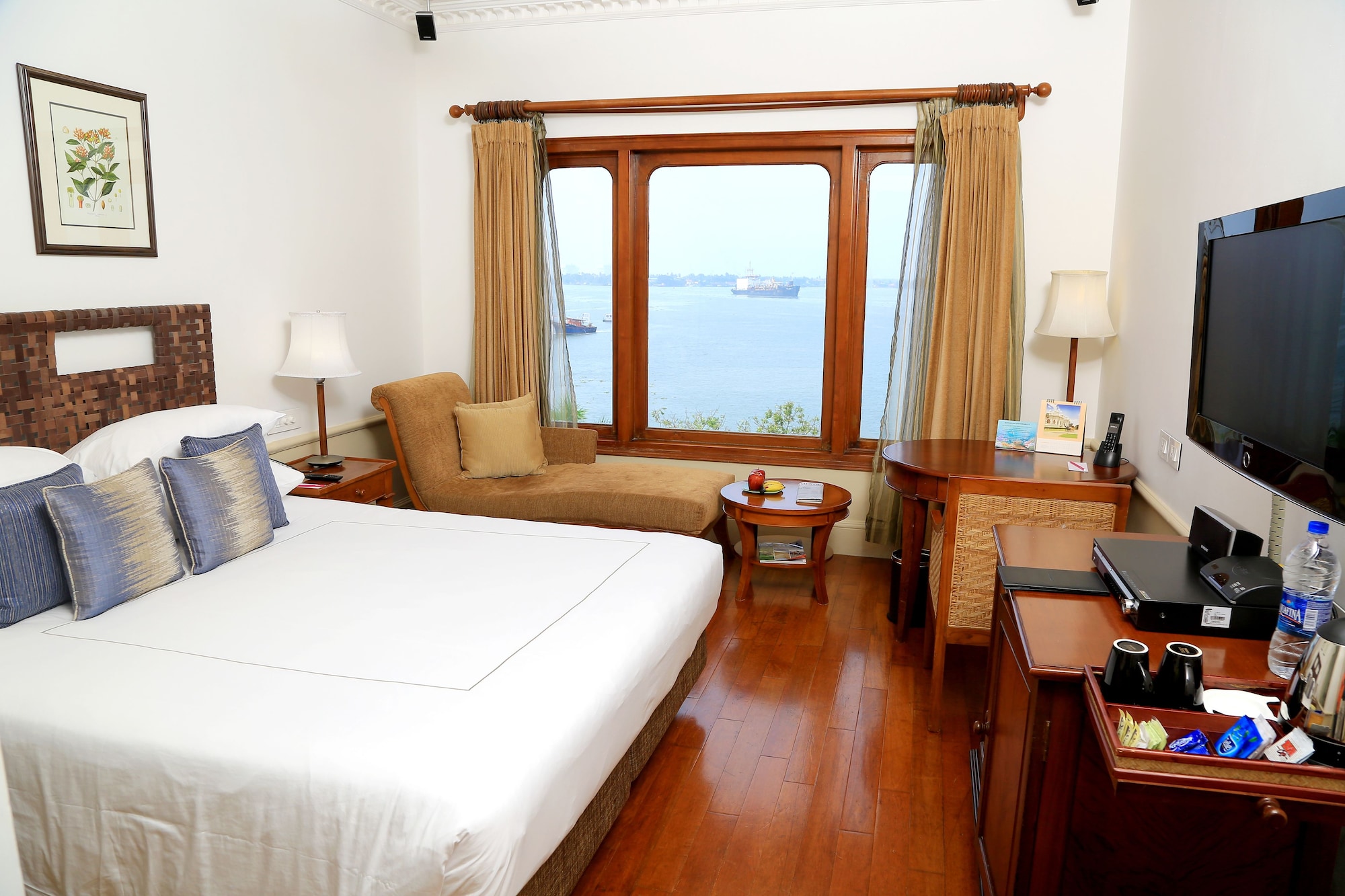 HERITAGE SEA-VIEW ROOM