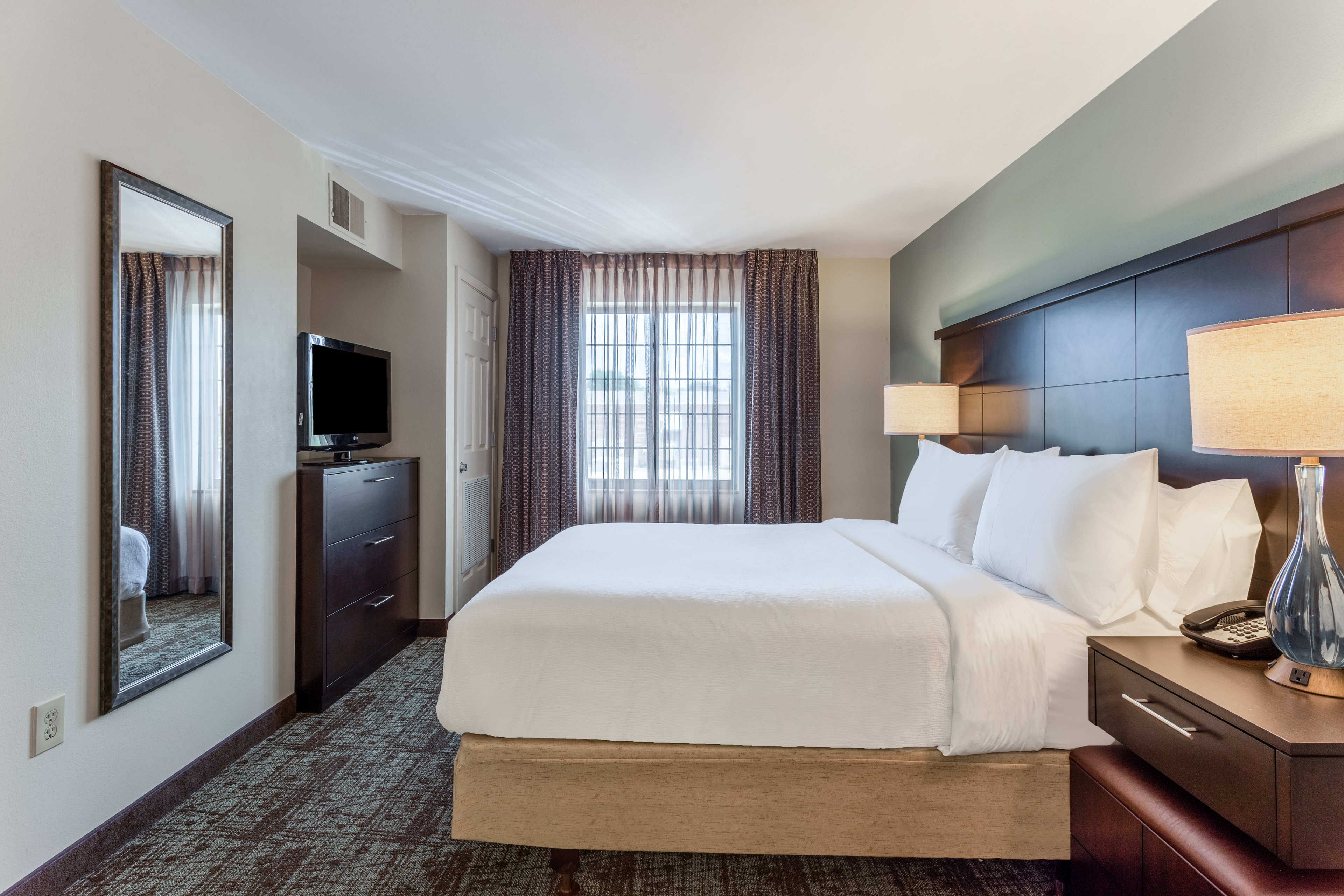 Staybridge Suites Davenport 15/64