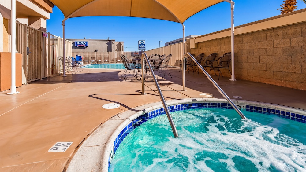 Best Western El Centro Inn 7/35