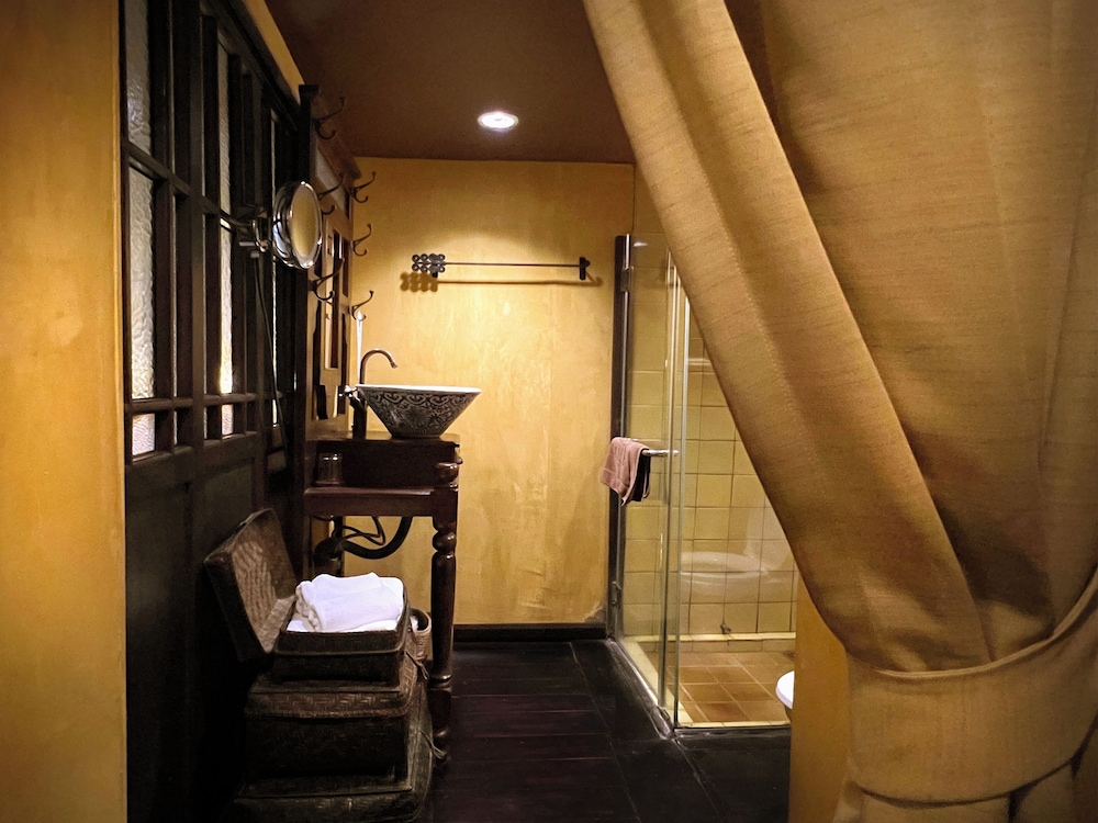 Old Capital Bike Inn(Ex Old Bangkok Inn) 48/80