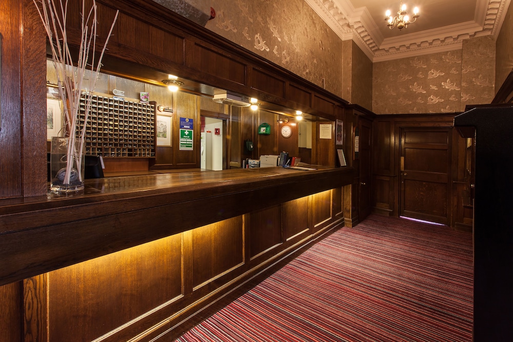 Russ Hill Hotel Gatwick 9/62