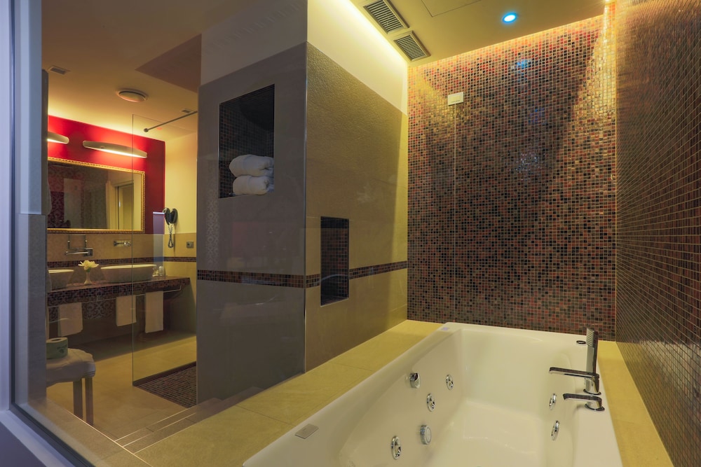Hotel Glamour 65/67