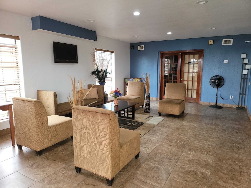 Texas Inn & Suites Raymondville 34/55