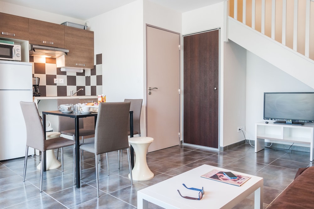 Residence Vacanceole Les Demeures Torrellanes 46/64