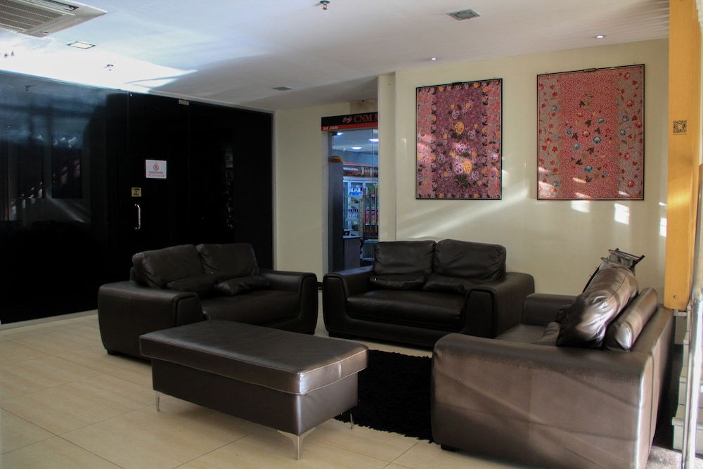 Shervinton Executive Boutique Hotel 38/60