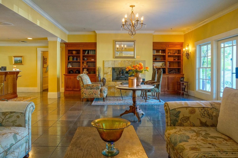Inn At Sonoma - A Four Sisters Inn 45/62