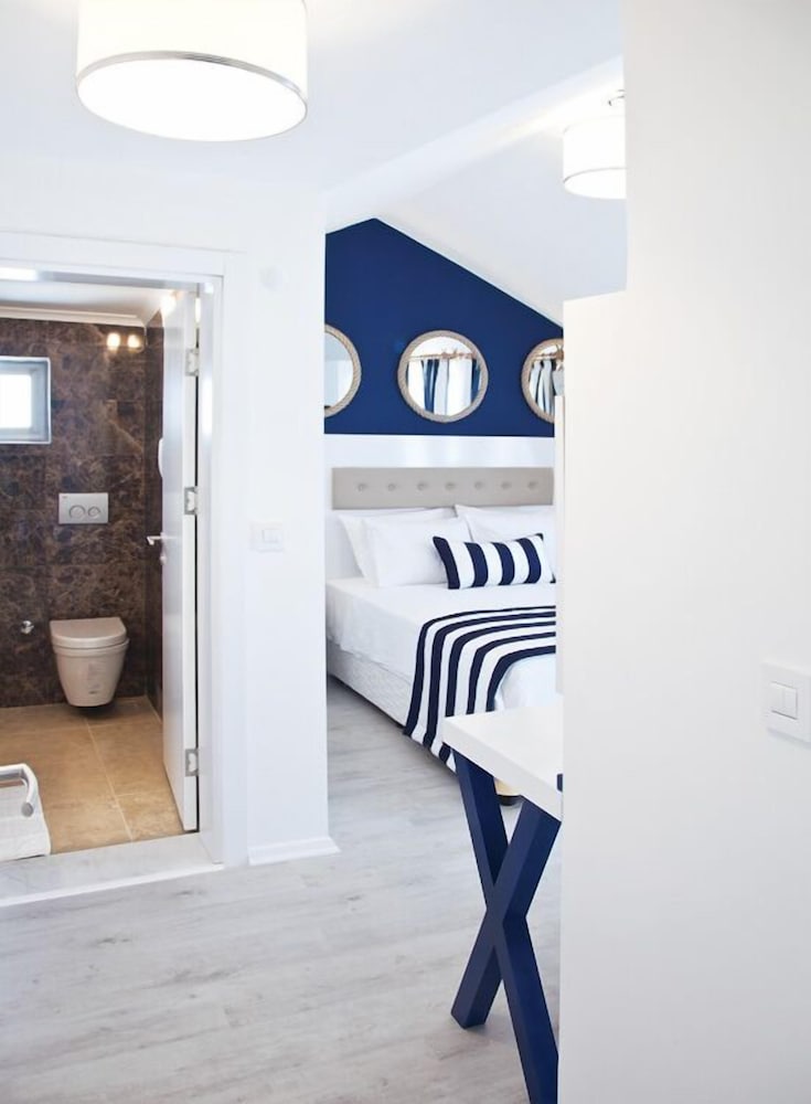 Uslu Otel Royal Yachting 24/36