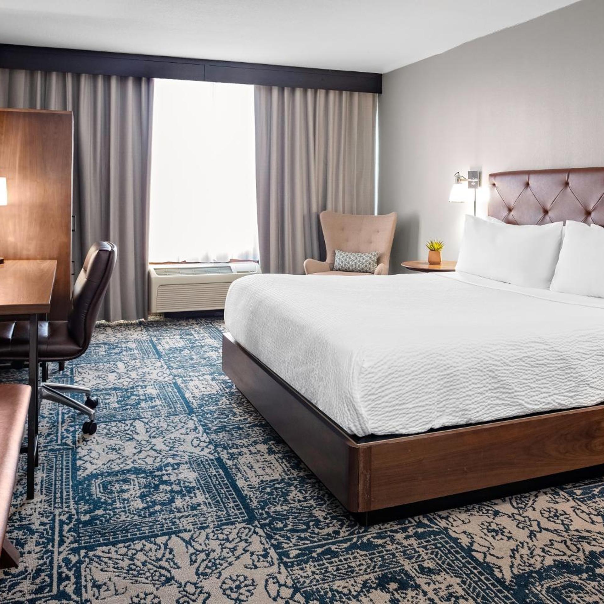 Room, King Bed, Four Points By Sheraton Memphis East 8/12