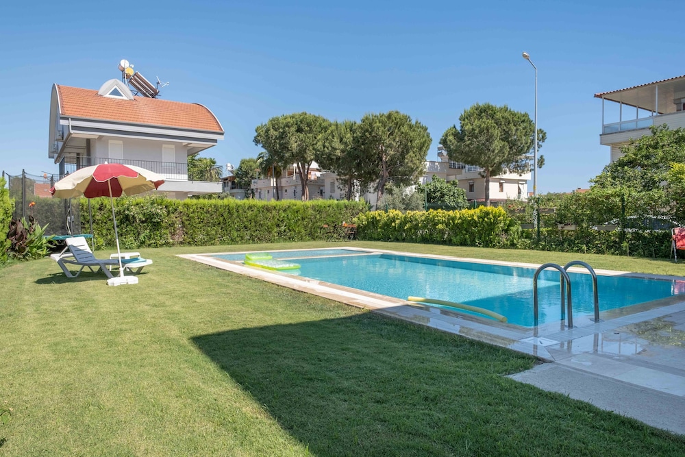 Ev Villas 37/50