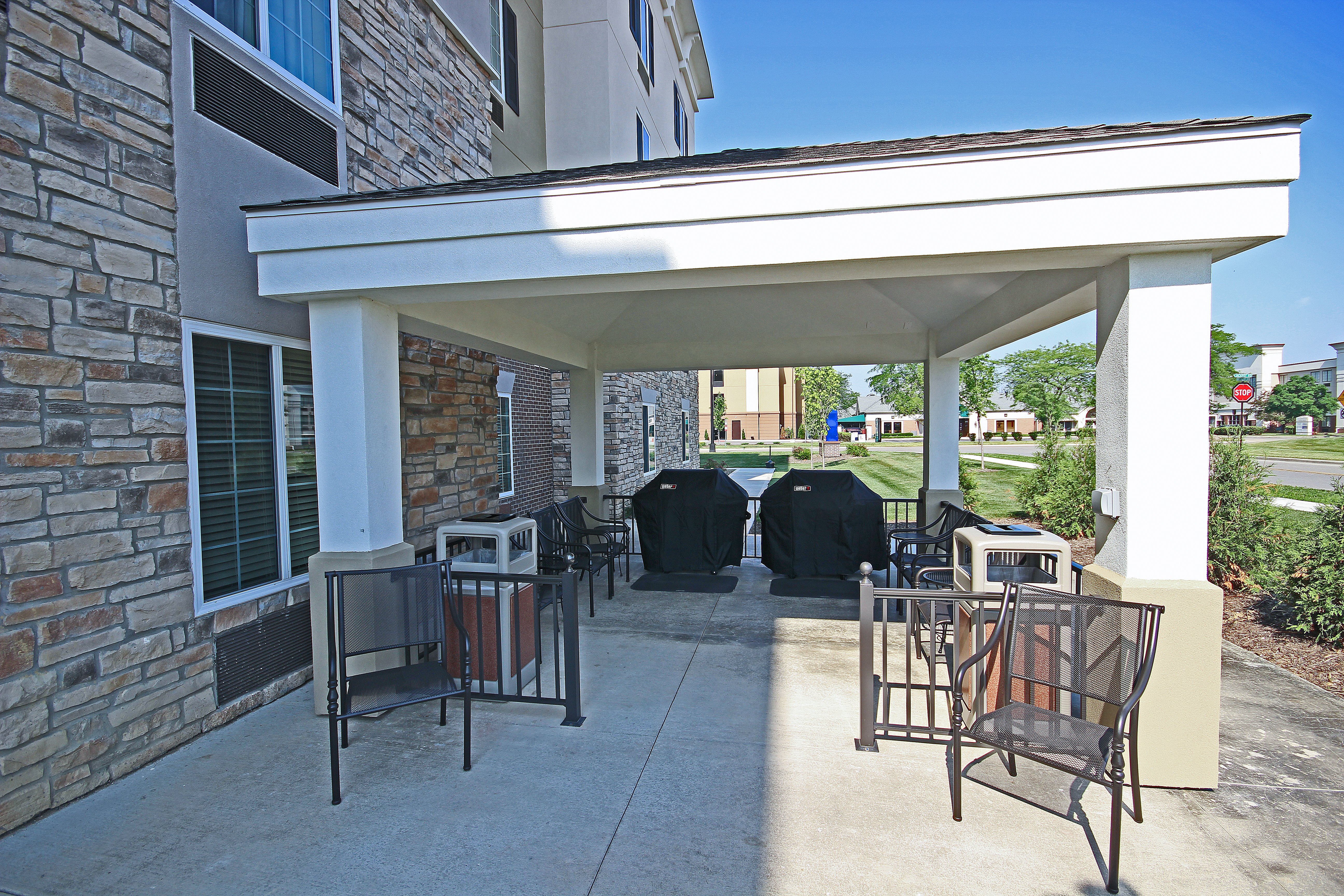 CANDLEWOOD SUITES COLUMBUS - GROVE CITY 24/40