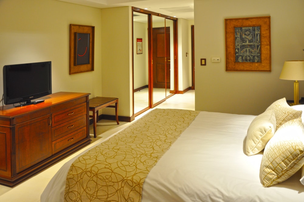 Deluxe, Double Bed