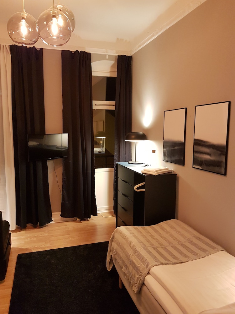 Kong Christians Bed And Breakfast 9/30