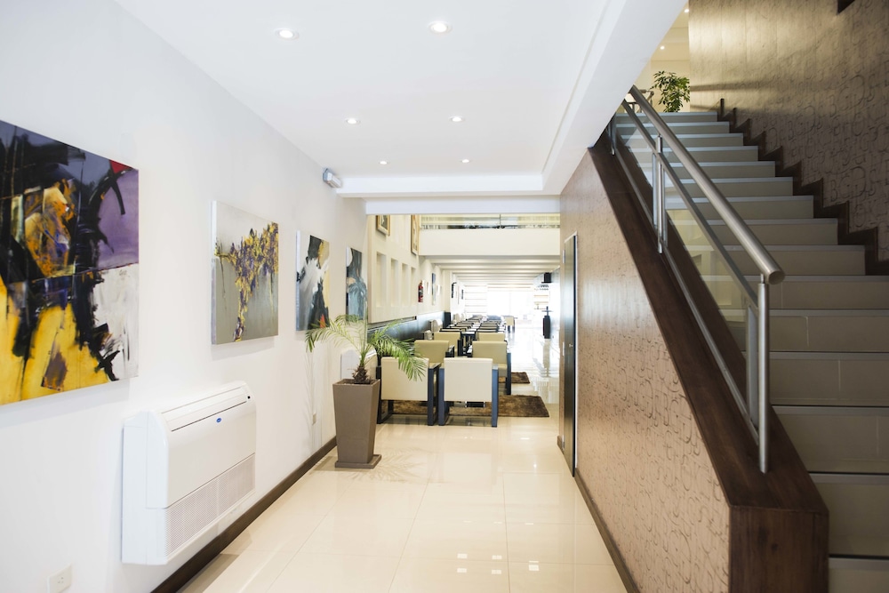 Hotel 6 De Octubre 6/47