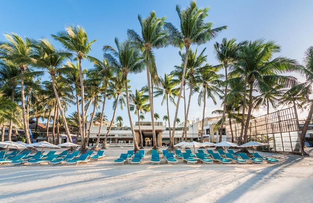 Henann Crystal Sands Resort 32/40