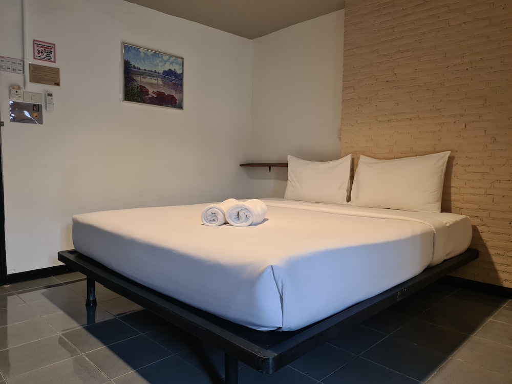 The 8 Factory Hostel Phitsanulok 27/69
