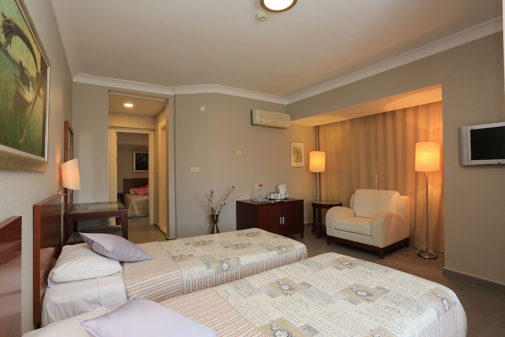 Summer Boutique Hotel 11/37