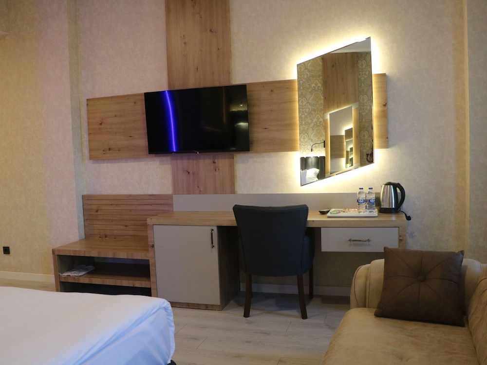 Isnova Hotel 23/32