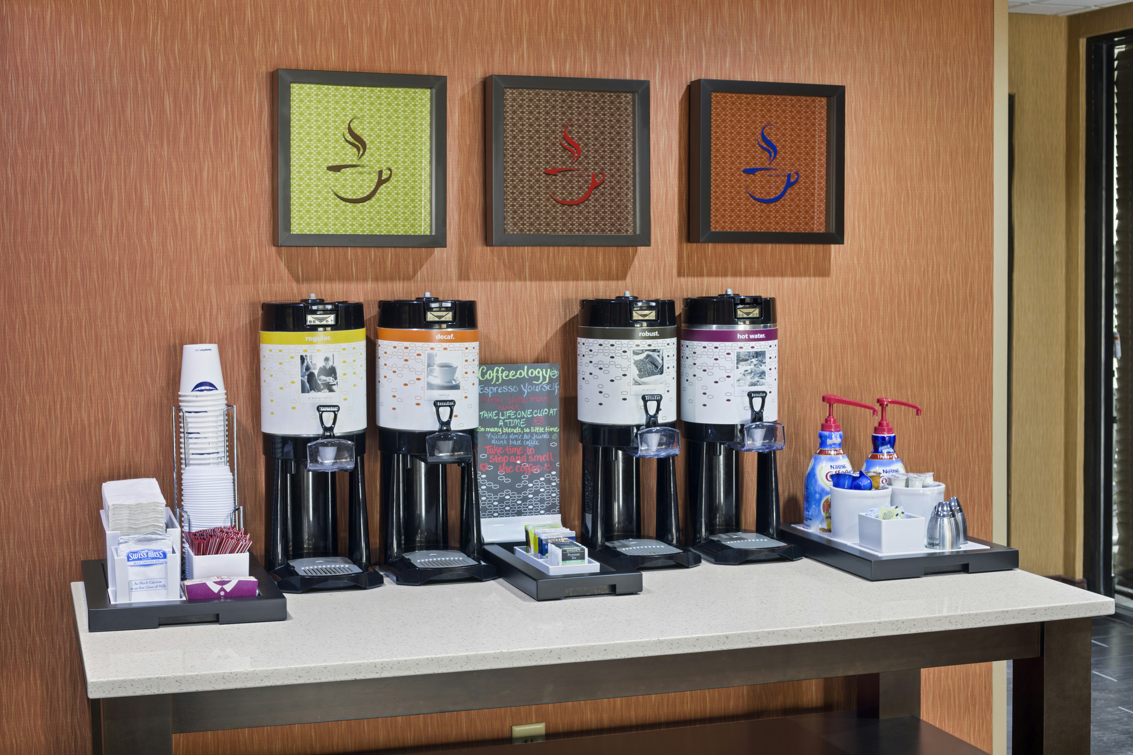 Hampton Inn Hinesville 35/41