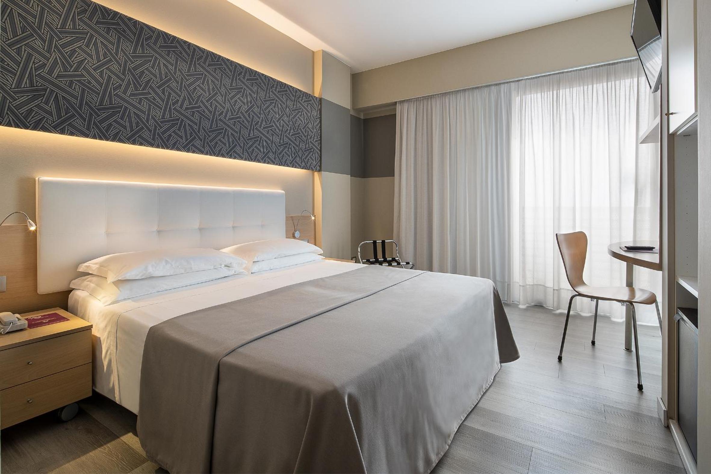 Economy, Double or Twin Bed