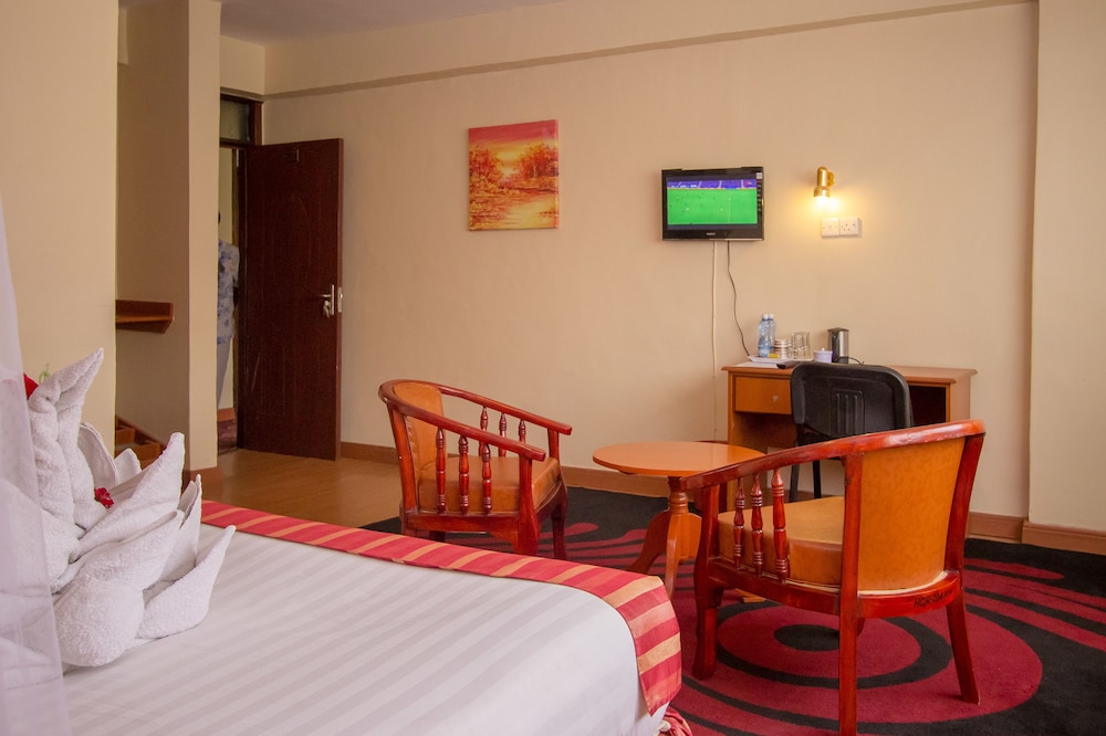 Hillcourt Resort Spa 15/76
