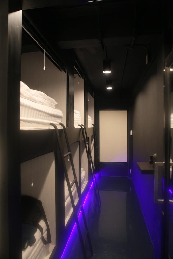 Laf Hotel Aree 32/40