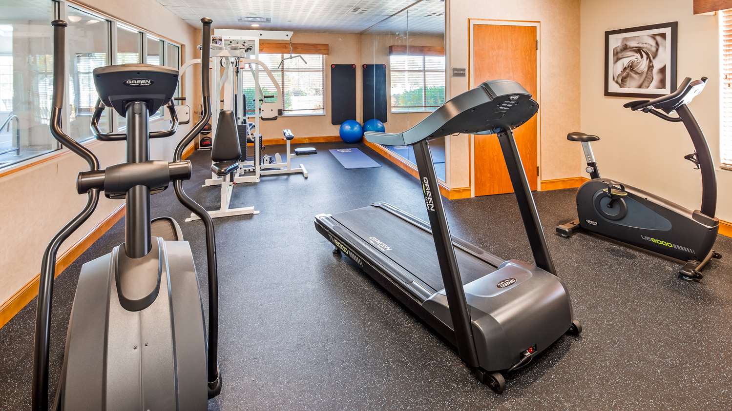 Best Western Plus Rose City Conference Center Inn 11/22