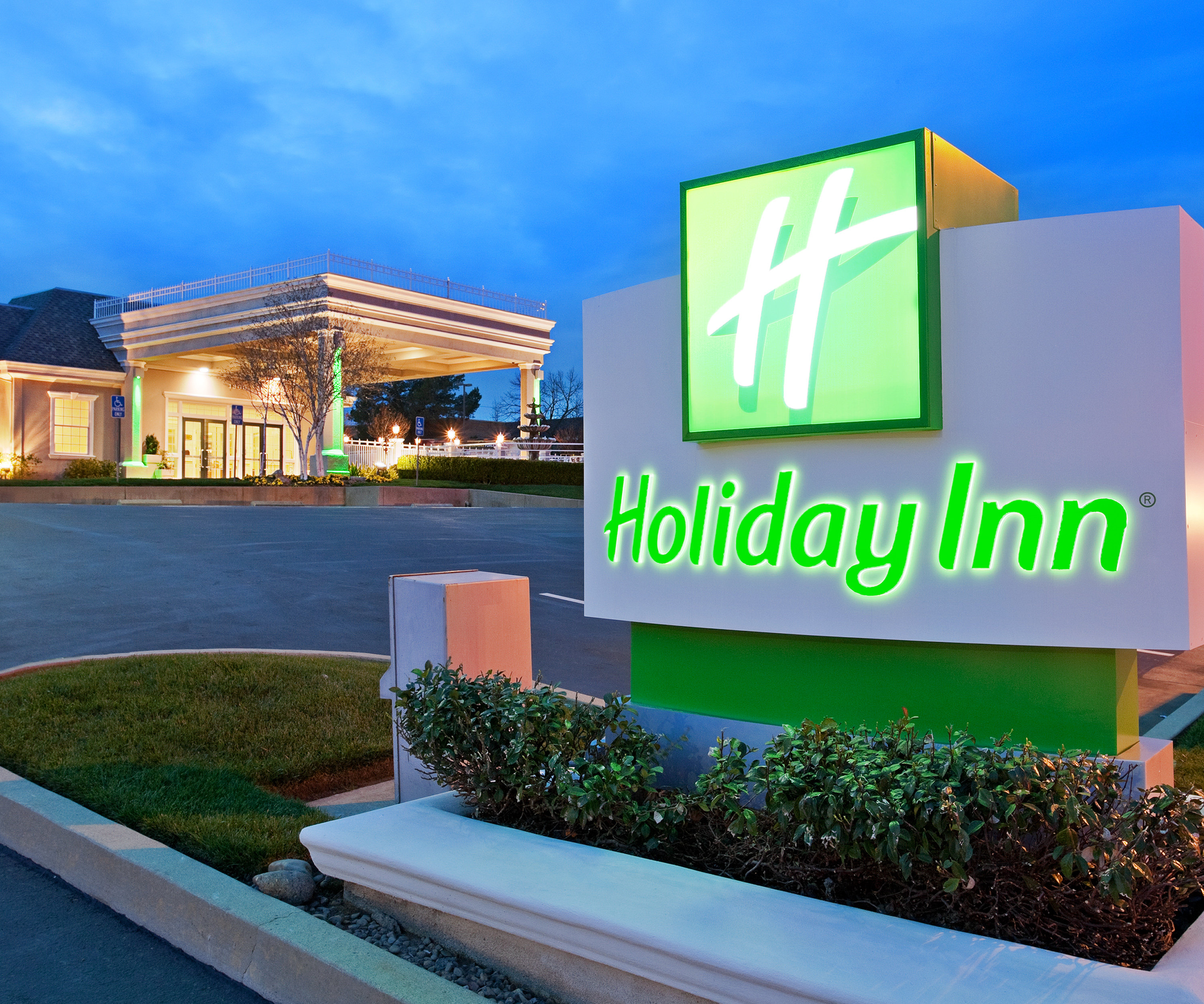 Holiday Inn Redding 2/68
