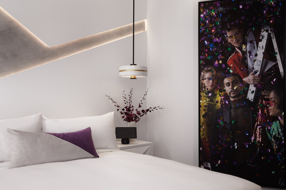 Hotel X Brisbane Fortitude Vly Vignette Colllection 39/82
