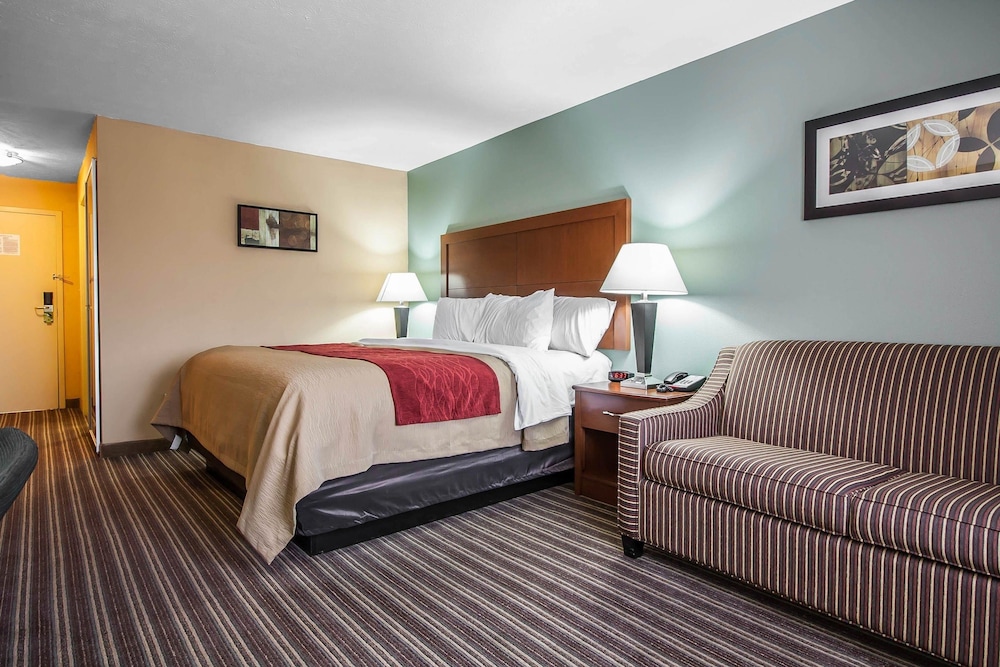 Comfort Inn Jackson I-40 9/33