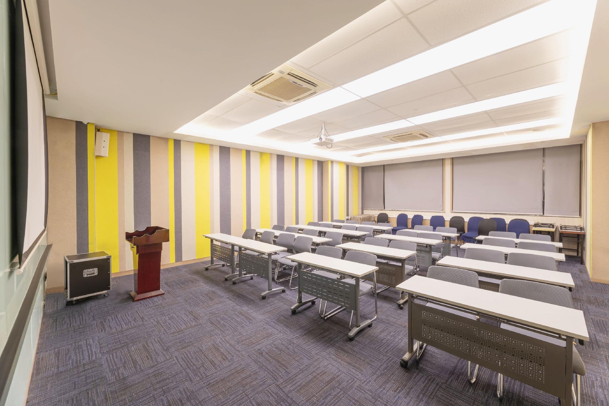 Hanting Express Hotel Nanjing Zhongshan East Road 36/41