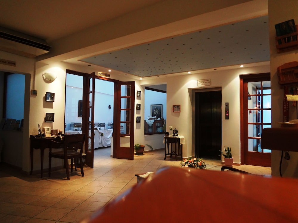 Amazones Village Suites 35/50