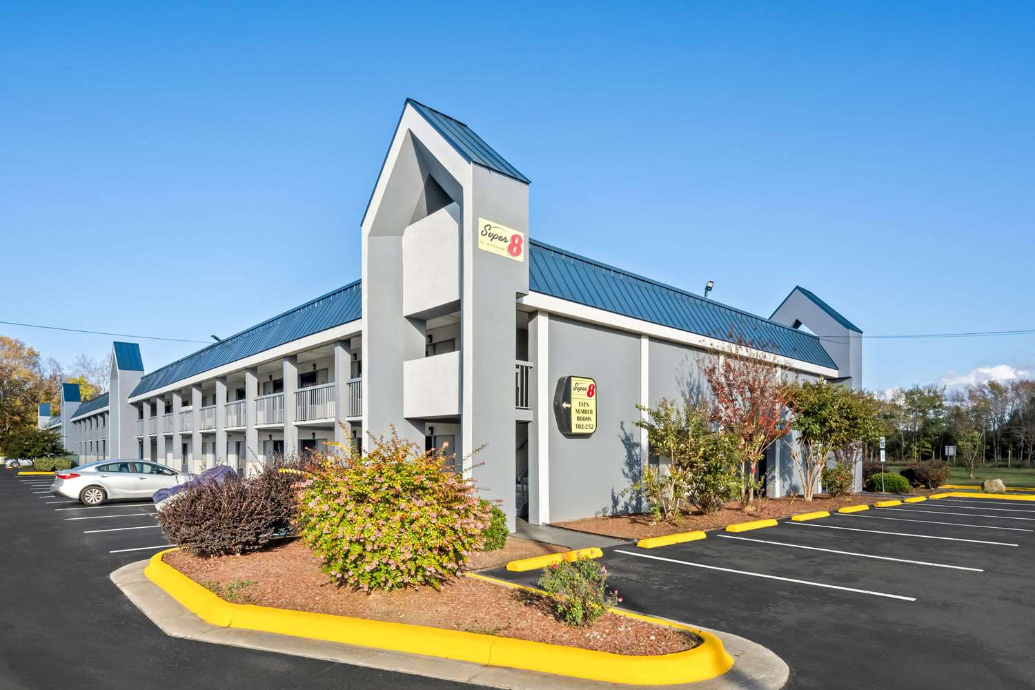 Super 8 by Wyndham Garysburg/Roanoke Rapids 25/27