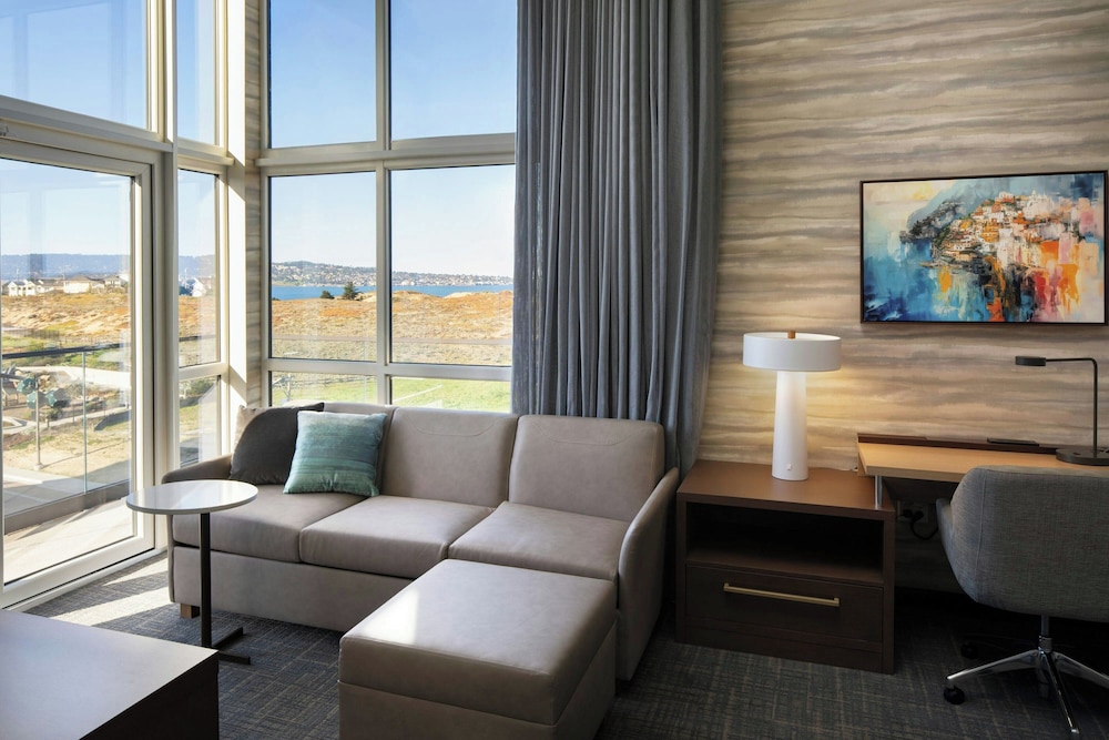 Residence Inn by Marriott Sand City Monterey 33/50