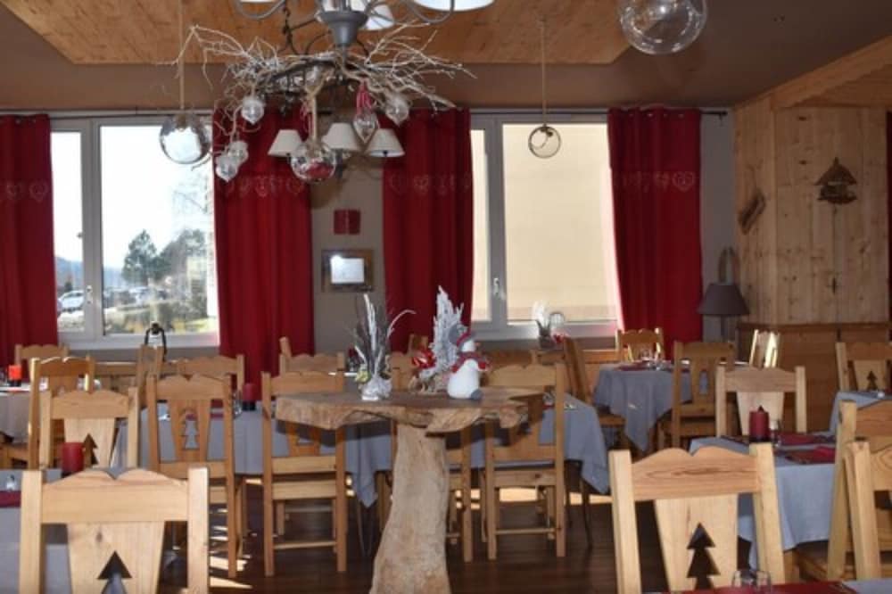 Logis Hotel Le Ptit Hotel Du Lac 23/30