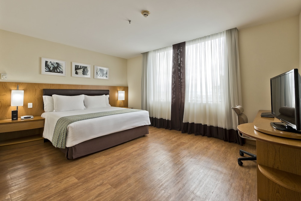 Melia Paulista 14/71