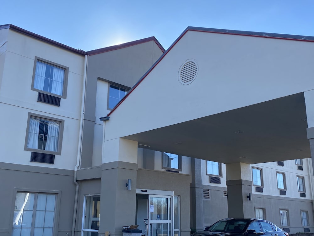 Red Roof Inn Suites Vicksburg 1/27