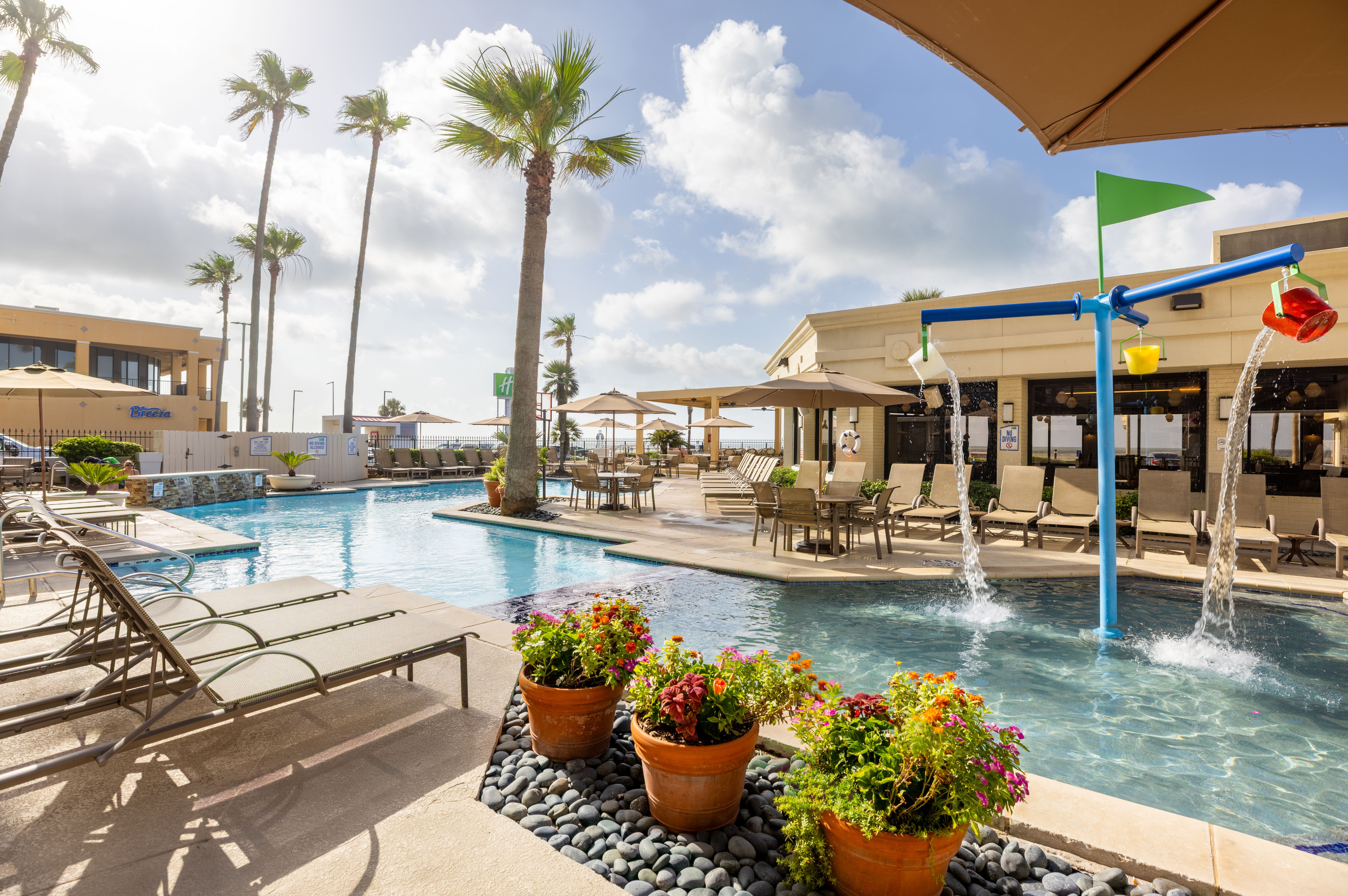 Holiday Inn Resort Galveston-On The Beach 52/55