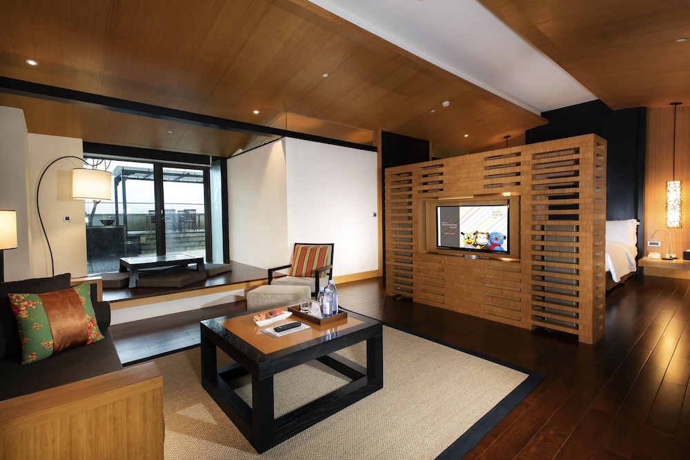 SILKS PLACE YILAN 45/71