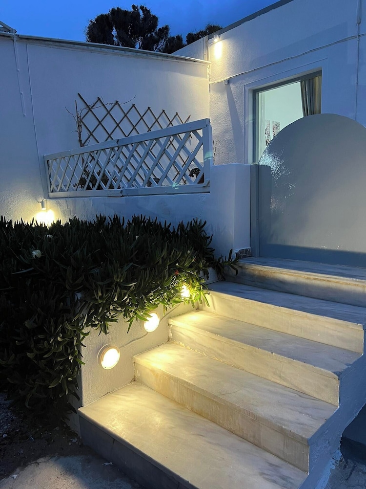 Sagma Rooms Santorini 32/60
