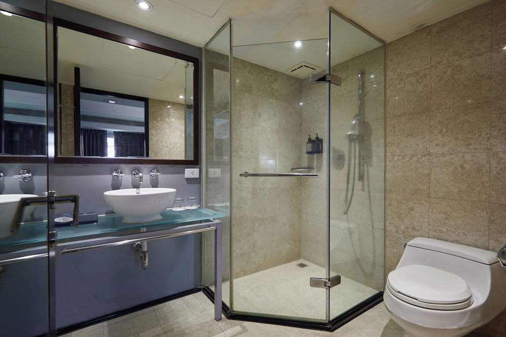 K Hotels Yungho 45/45