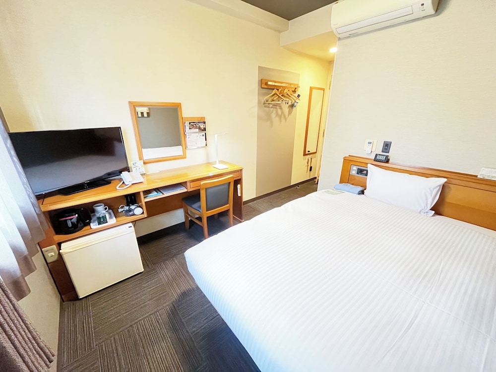Route Inn Naha Asahibashi Eki Higashi 10/36